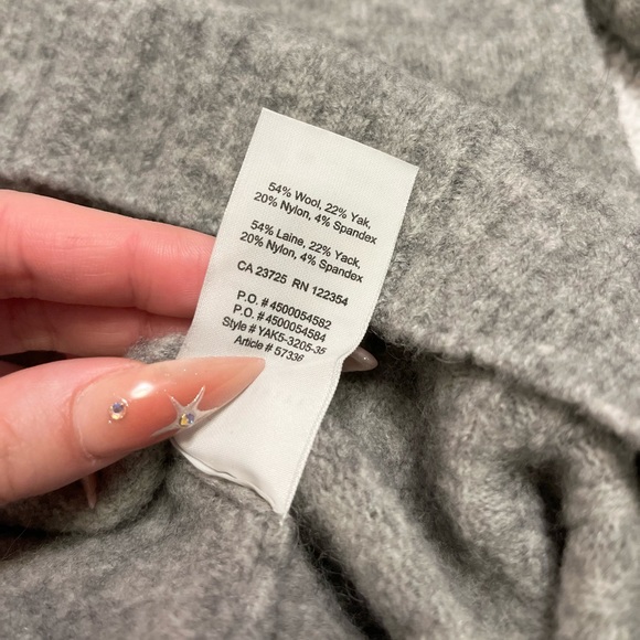 Aritzia Community Plutarch Turtleneck Sweater - Picture 9 of 11